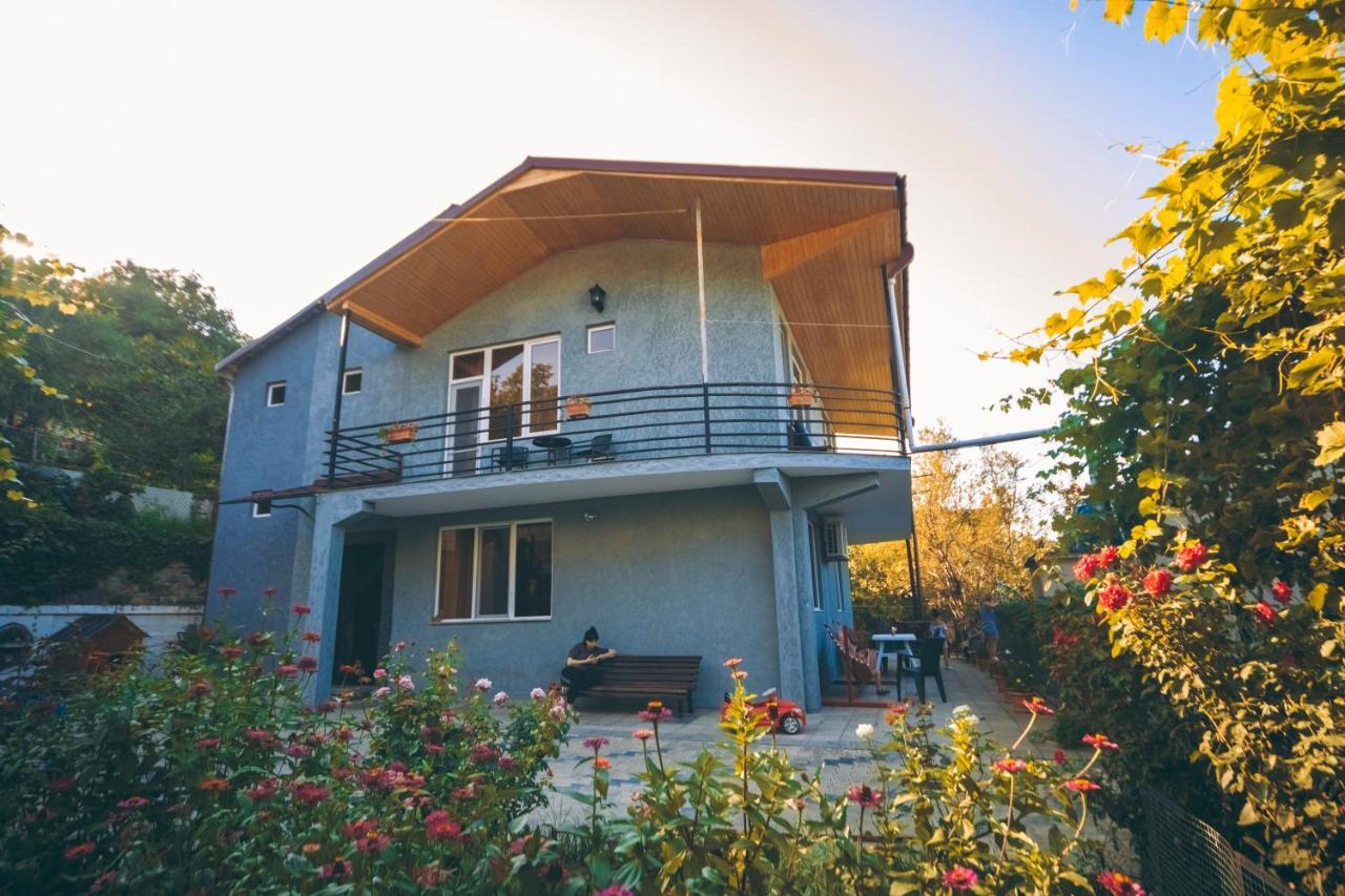 Makos Guest House Kutaissi Exterior foto