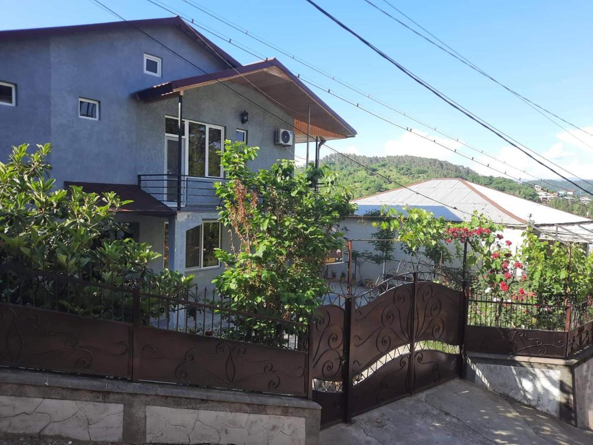 Makos Guest House Kutaissi Exterior foto